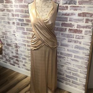 STITCH FIX GOLD LAME STYLE HALTER MAXI DRESS. Size 10. Perfect for Halloween